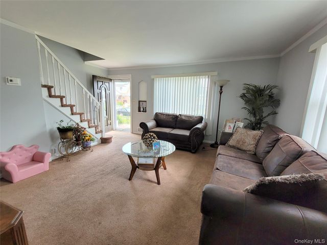 44 Circle Drive, Hempstead, NY 11550