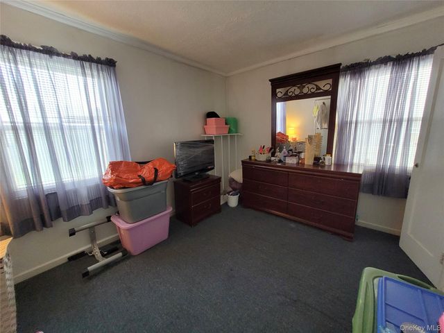 44 Circle Drive, Hempstead, NY 11550
