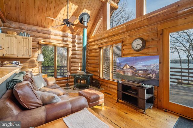 5409 WYNDEMERE CIR, Mineral, VA 23117