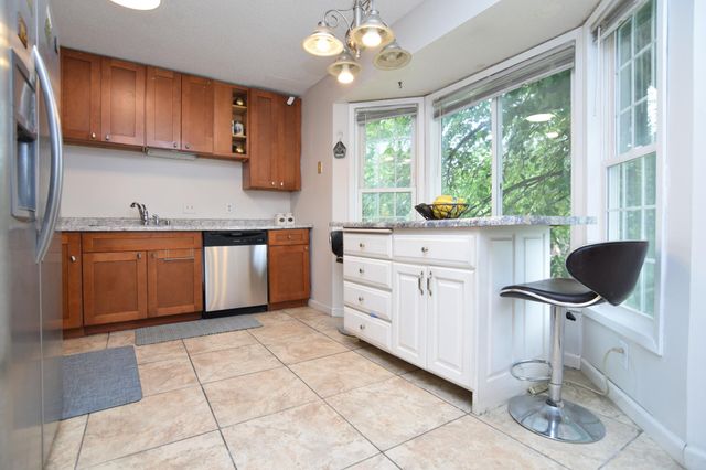 4743 Ridgewind Trail, Eagan, MN 55122