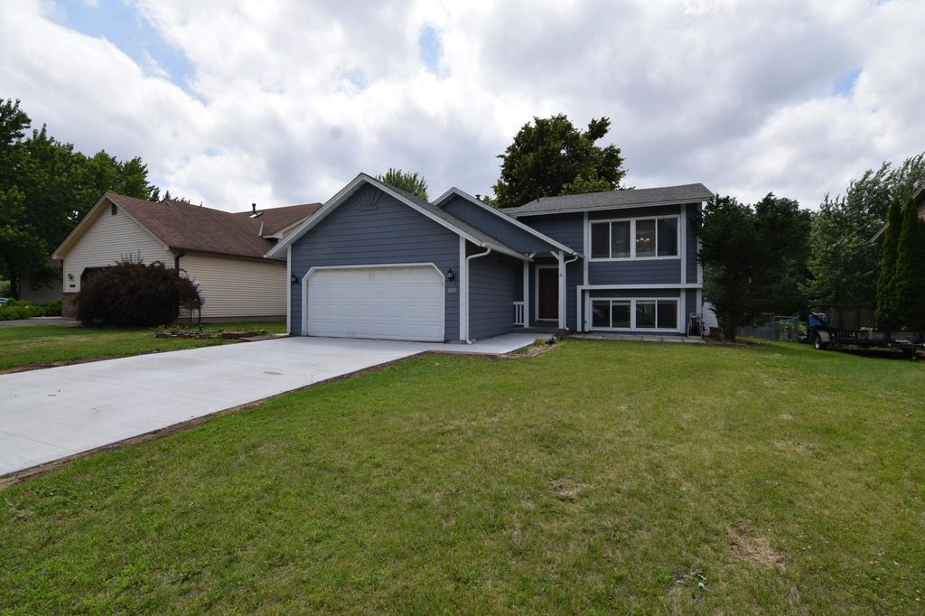 4743 Ridgewind Trail, Eagan, MN 55122 — photo 2