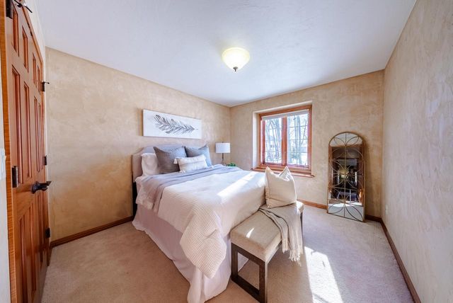 1060 Tahoe COURT, Menasha, WI 54952