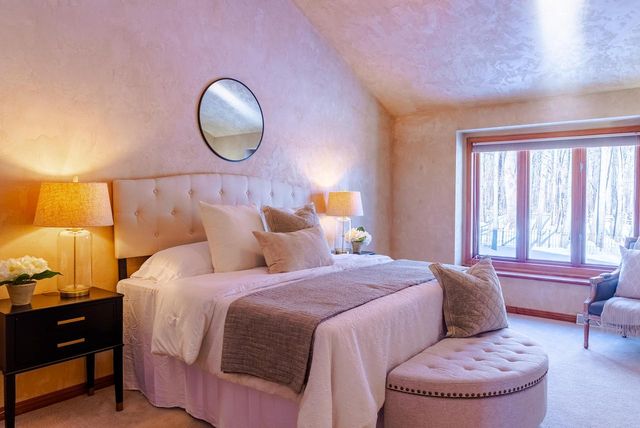 1060 Tahoe COURT, Menasha, WI 54952