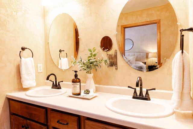 1060 Tahoe COURT, Menasha, WI 54952