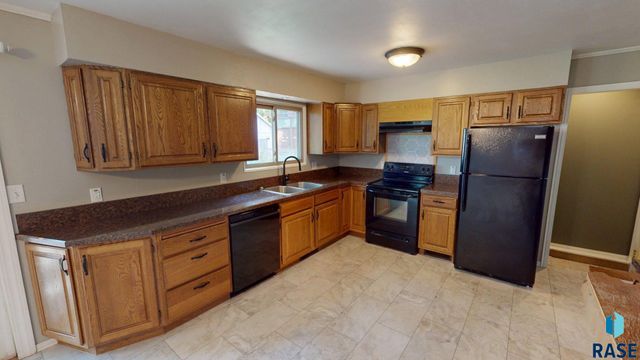 336 21st Ave S Avenue S, Brookings, SD 57006