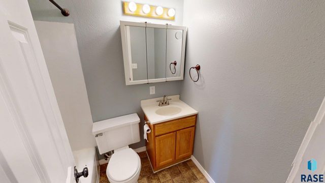 336 21st Ave S Avenue S, Brookings, SD 57006