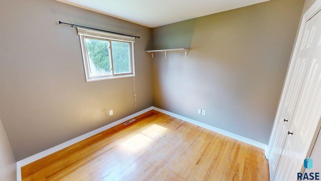 336 21st Ave S Avenue S, Brookings, SD 57006