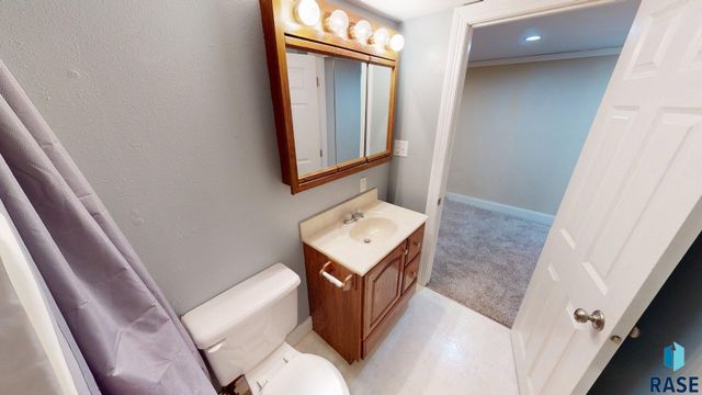 336 21st Ave S Avenue S, Brookings, SD 57006