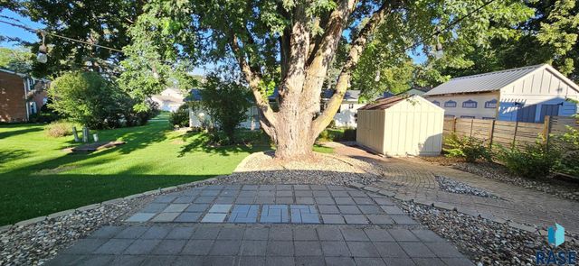 336 21st Ave S Avenue S, Brookings, SD 57006