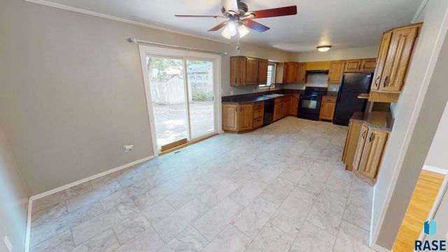 336 21st Ave S Avenue S, Brookings, SD 57006