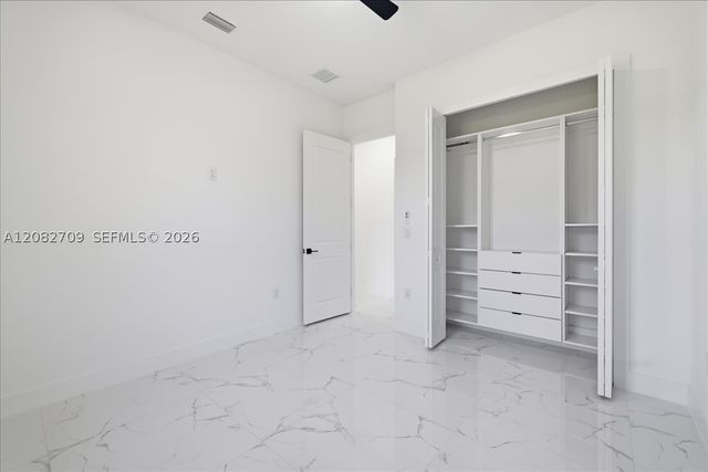 758 Long Distance Ln, Lehigh Acres, FL 33974