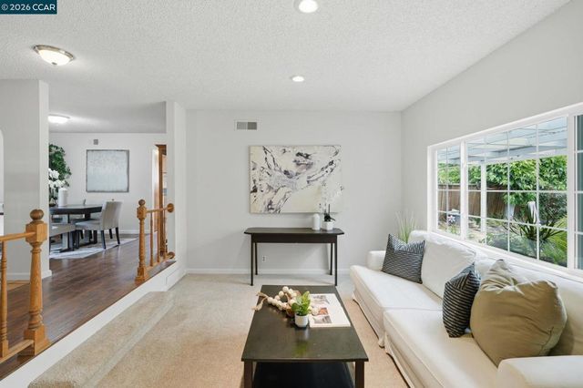 2024 Olympic Dr, Martinez, CA 94553