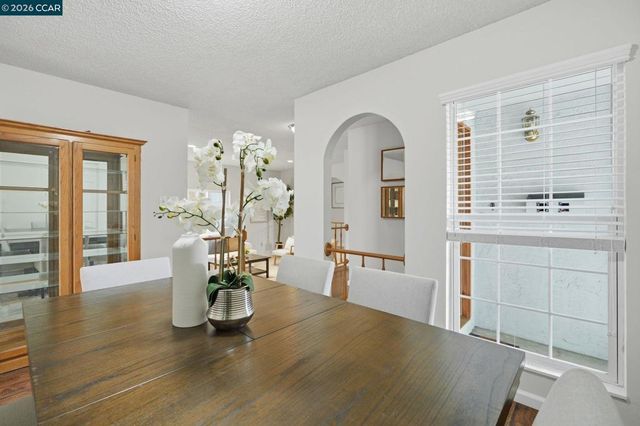 2024 Olympic Dr, Martinez, CA 94553