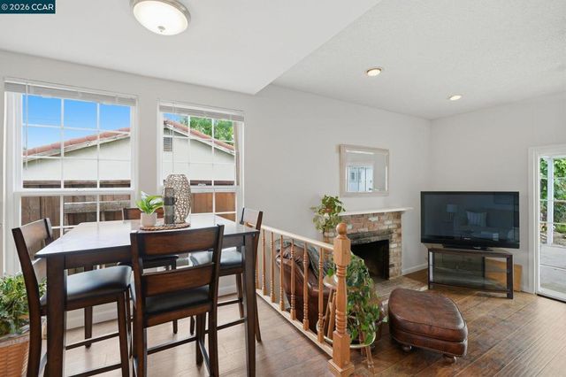 2024 Olympic Dr, Martinez, CA 94553
