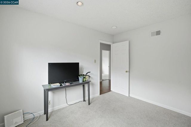 2024 Olympic Dr, Martinez, CA 94553