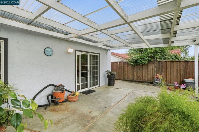 2024 Olympic Dr, Martinez, CA 94553