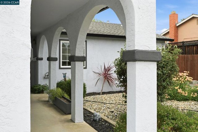 2024 Olympic Dr, Martinez, CA 94553