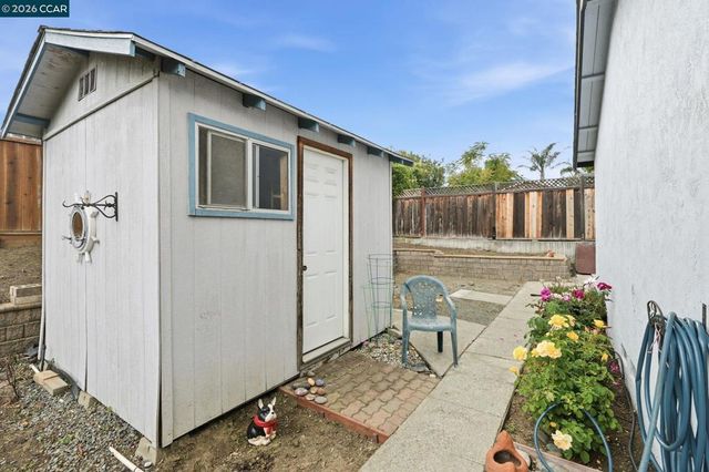 2024 Olympic Dr, Martinez, CA 94553