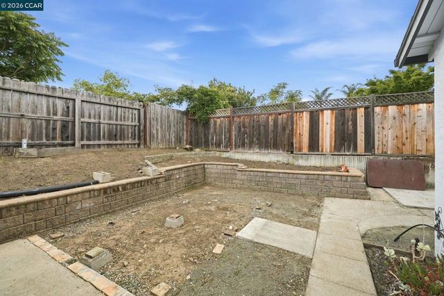 2024 Olympic Dr, Martinez, CA 94553