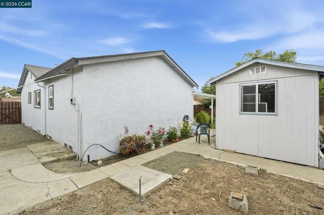 2024 Olympic Dr, Martinez, CA 94553