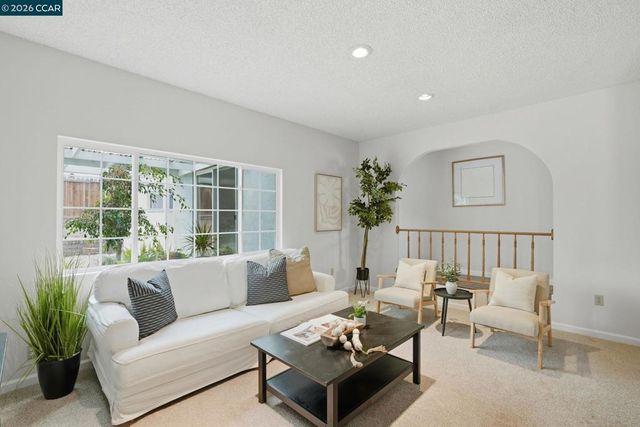 2024 Olympic Dr, Martinez, CA 94553