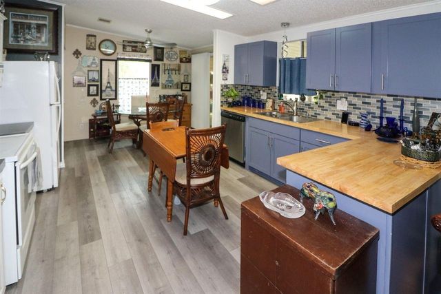 5601 DUNCAN ROAD 43, Punta Gorda, FL 33982