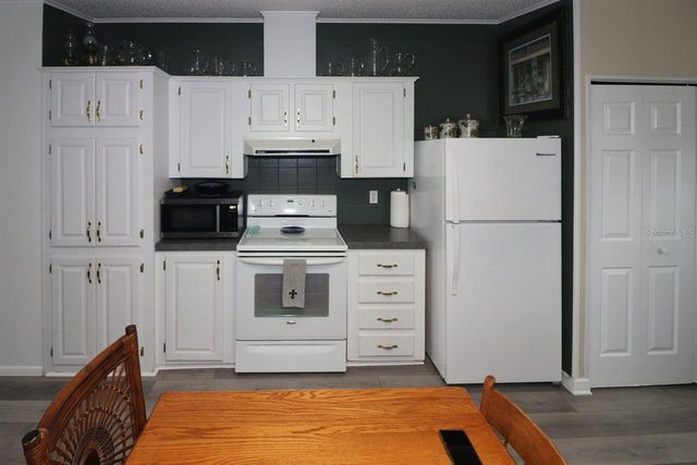 5601 DUNCAN ROAD 43, Punta Gorda, FL 33982