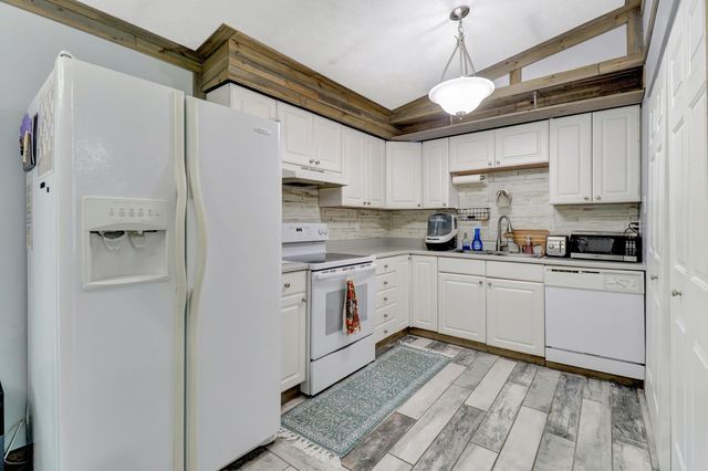 6367 Thistlewood Lane, Burlington, KY 41005