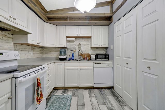 6367 Thistlewood Lane, Burlington, KY 41005