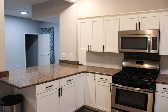 612 W Kansas Street, Pittsburg, KS 66762