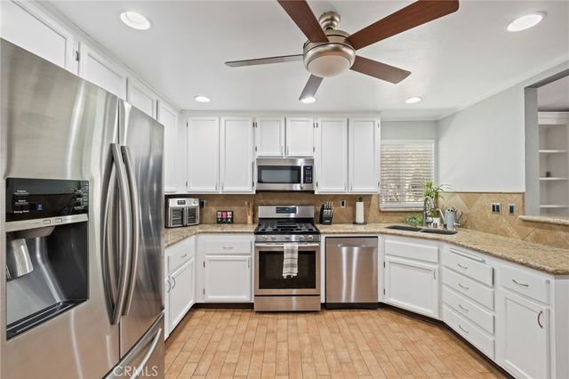 39015 Corte Pacheco, Murrieta, CA 92562
