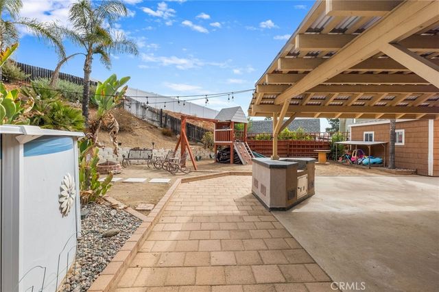 39015 Corte Pacheco, Murrieta, CA 92562