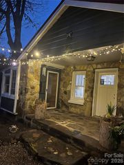 86 R And R Hyder Lane, Hendersonville, NC 28792