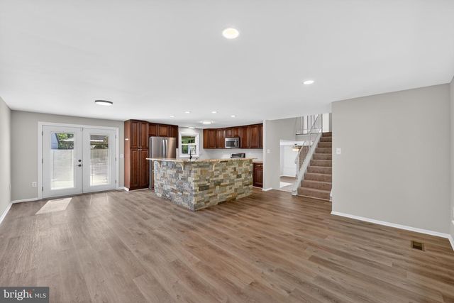 2434 PINEFIELD RD, Waldorf, MD 20601