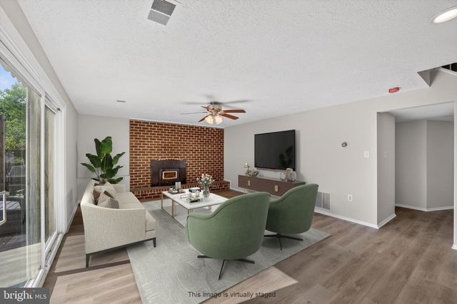2434 PINEFIELD RD, Waldorf, MD 20601