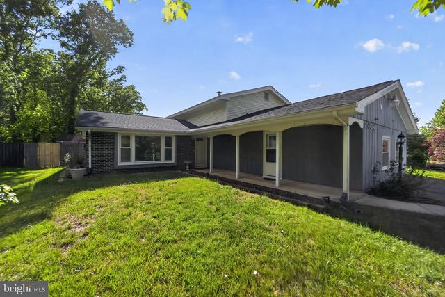 2434 PINEFIELD RD, Waldorf, MD 20601