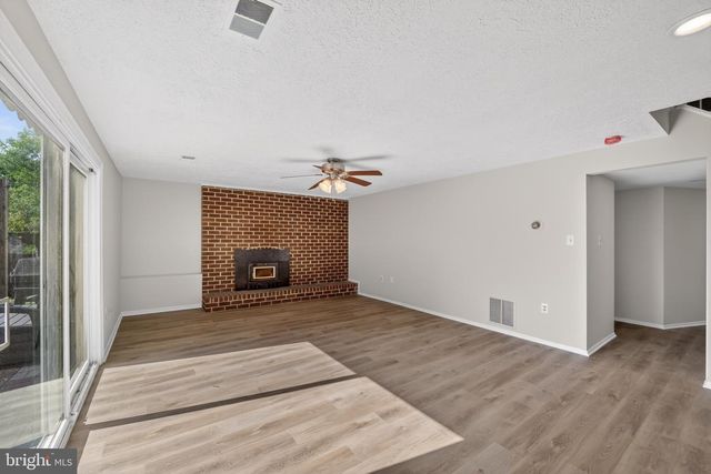 2434 PINEFIELD RD, Waldorf, MD 20601