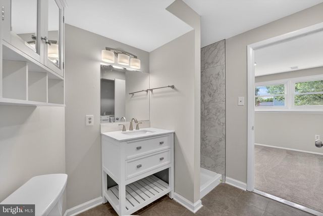 2434 PINEFIELD RD, Waldorf, MD 20601