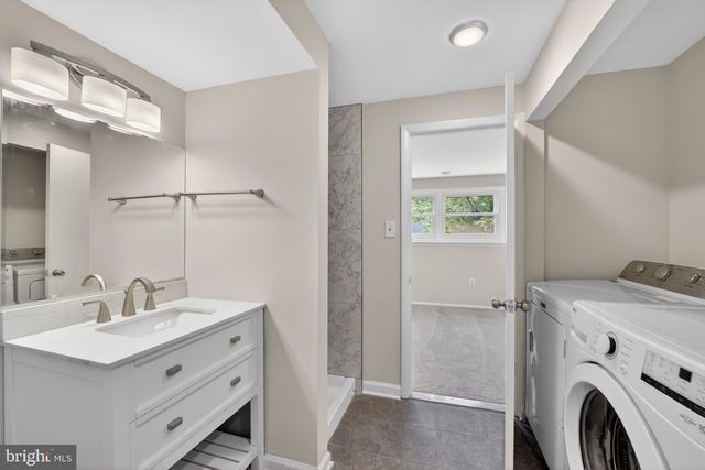 2434 PINEFIELD RD, Waldorf, MD 20601