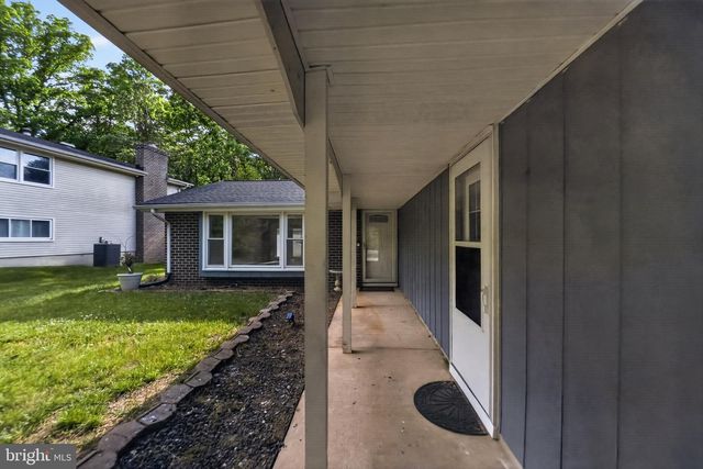 2434 PINEFIELD RD, Waldorf, MD 20601