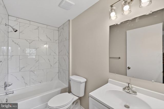 2434 PINEFIELD RD, Waldorf, MD 20601