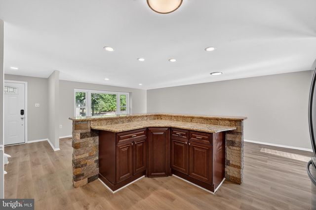 2434 PINEFIELD RD, Waldorf, MD 20601