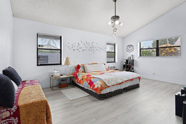 2757 SW 2ND Street 2757, Delray Beach, FL 33445