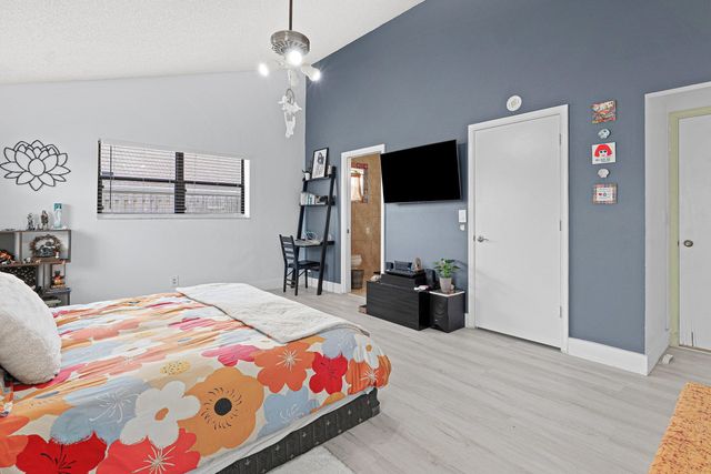 2757 SW 2ND Street 2757, Delray Beach, FL 33445