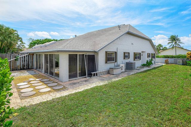 2757 SW 2ND Street 2757, Delray Beach, FL 33445