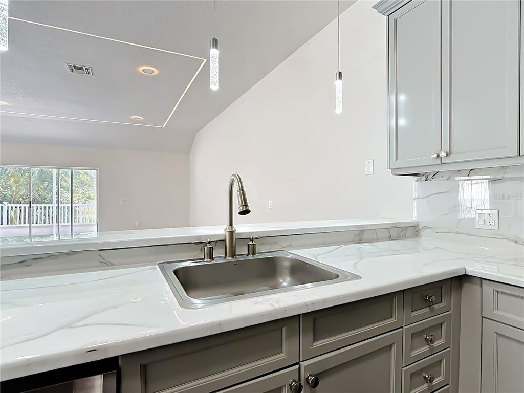 Image 13 of property listing at 1008 UNIVERSAL REST PLACE, Kissimmee, FL 34744
