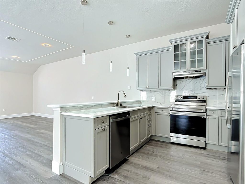 Image 15 of property listing at 1008 UNIVERSAL REST PLACE, Kissimmee, FL 34744
