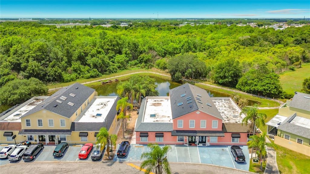 Image 38 of property listing at 1008 UNIVERSAL REST PLACE, Kissimmee, FL 34744