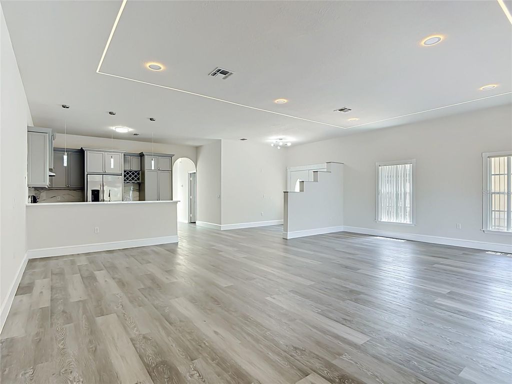 Image 7 of property listing at 1008 UNIVERSAL REST PLACE, Kissimmee, FL 34744