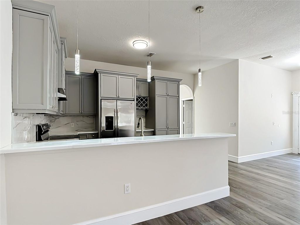 Image 9 of property listing at 1008 UNIVERSAL REST PLACE, Kissimmee, FL 34744
